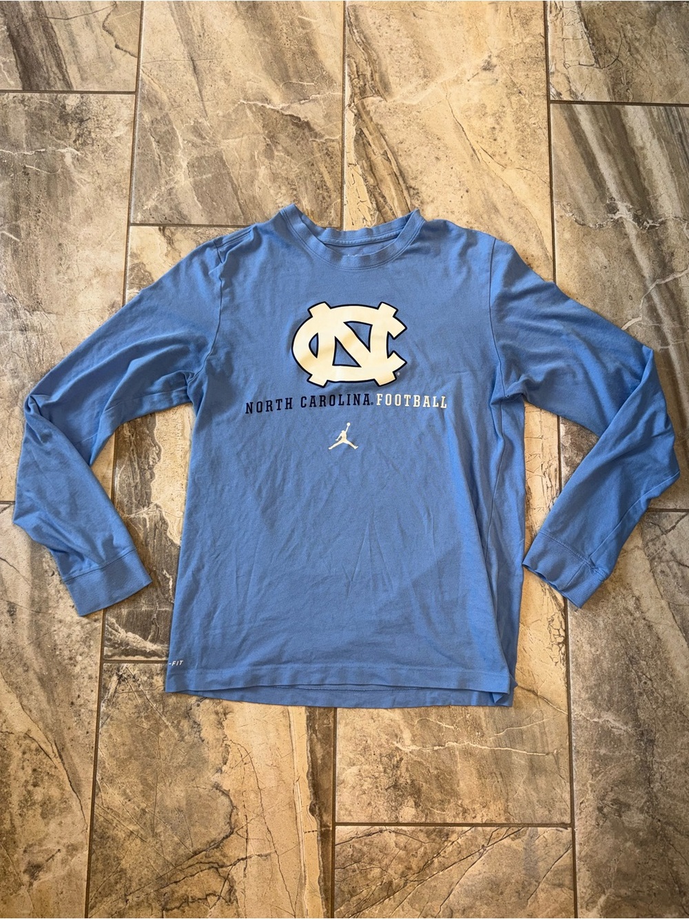Nike North Carolina Football Long-Sleeve Tee - Carolina Blue & White